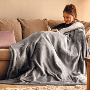 Silentnight Luxury Sherpa Lined Heated Throw