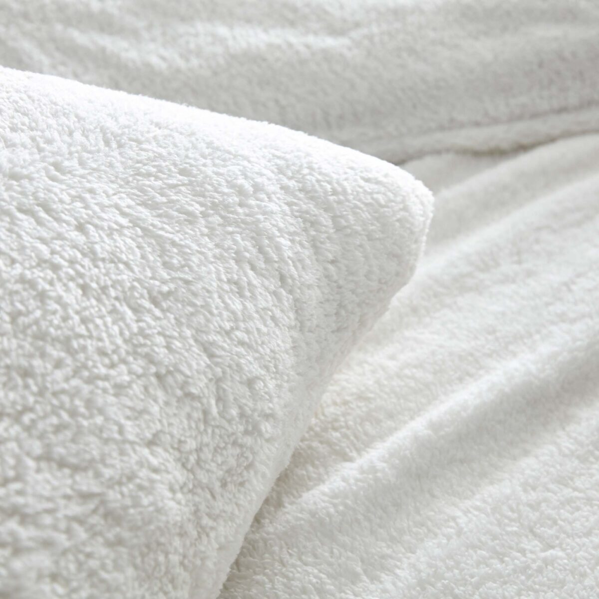 Silentnight Cosy Teddy Fleece Duvet Set - Cream