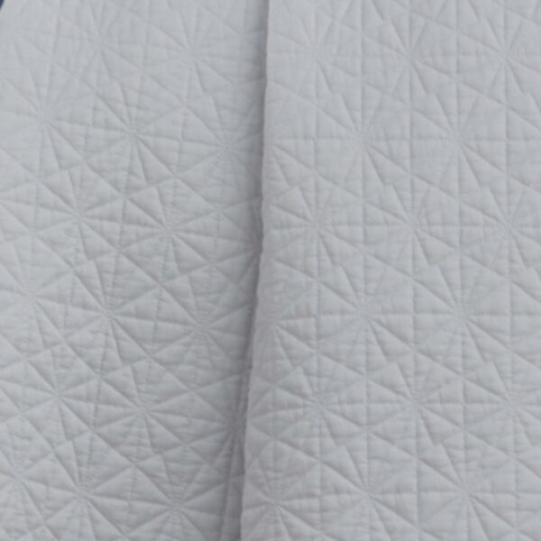 Silentnight Matalasse Throw - 150 x 200 cm