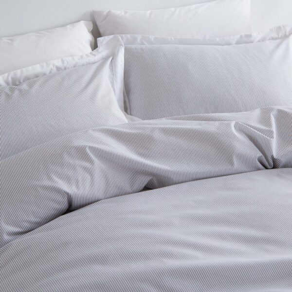 Silentnight Pinstripe Oxford Edge Duvet Set - Smoke
