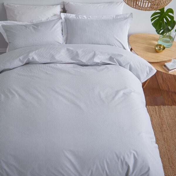 Silentnight Pinstripe Oxford Edge Duvet Set - Smoke