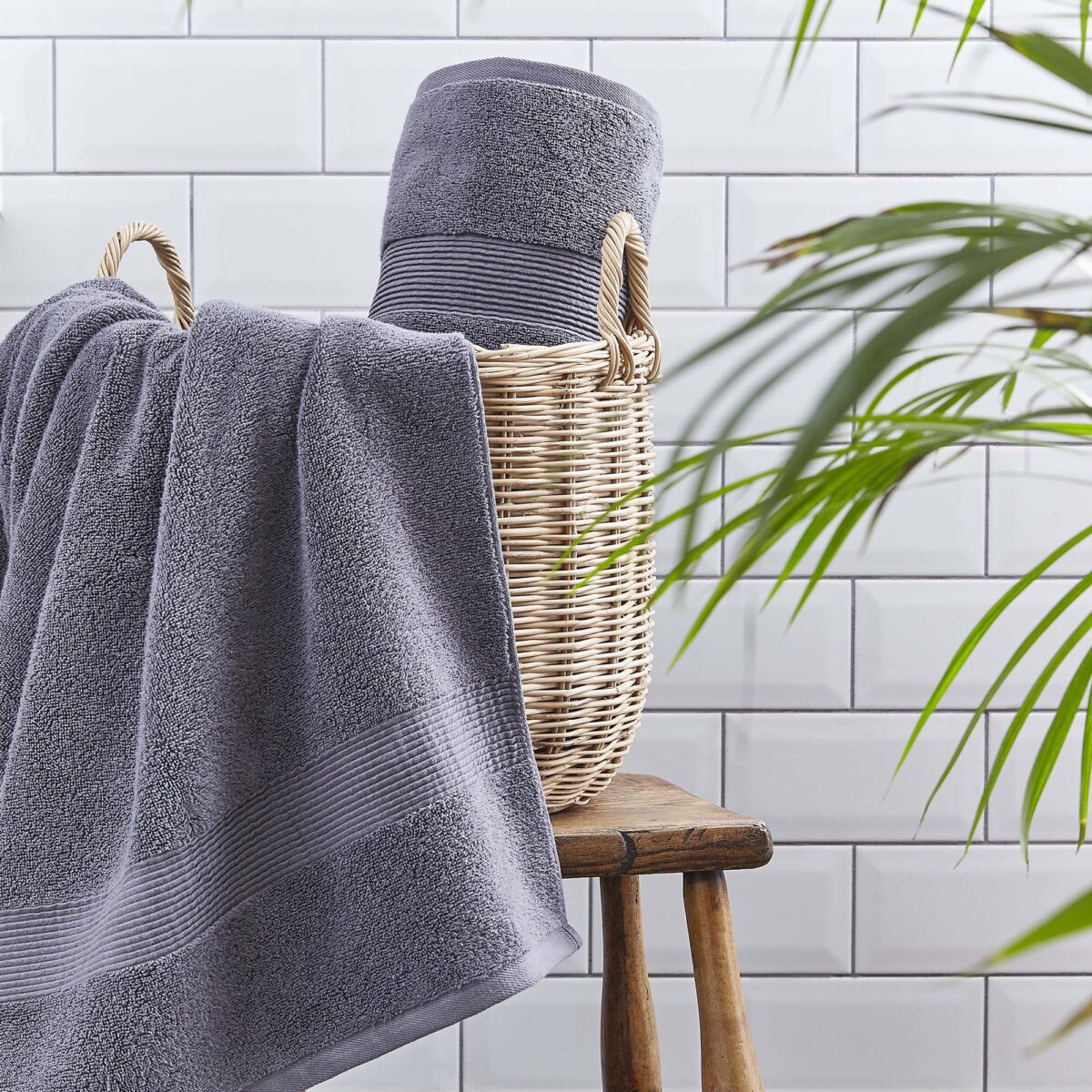 Silentnight Plain Towels - Charcoal