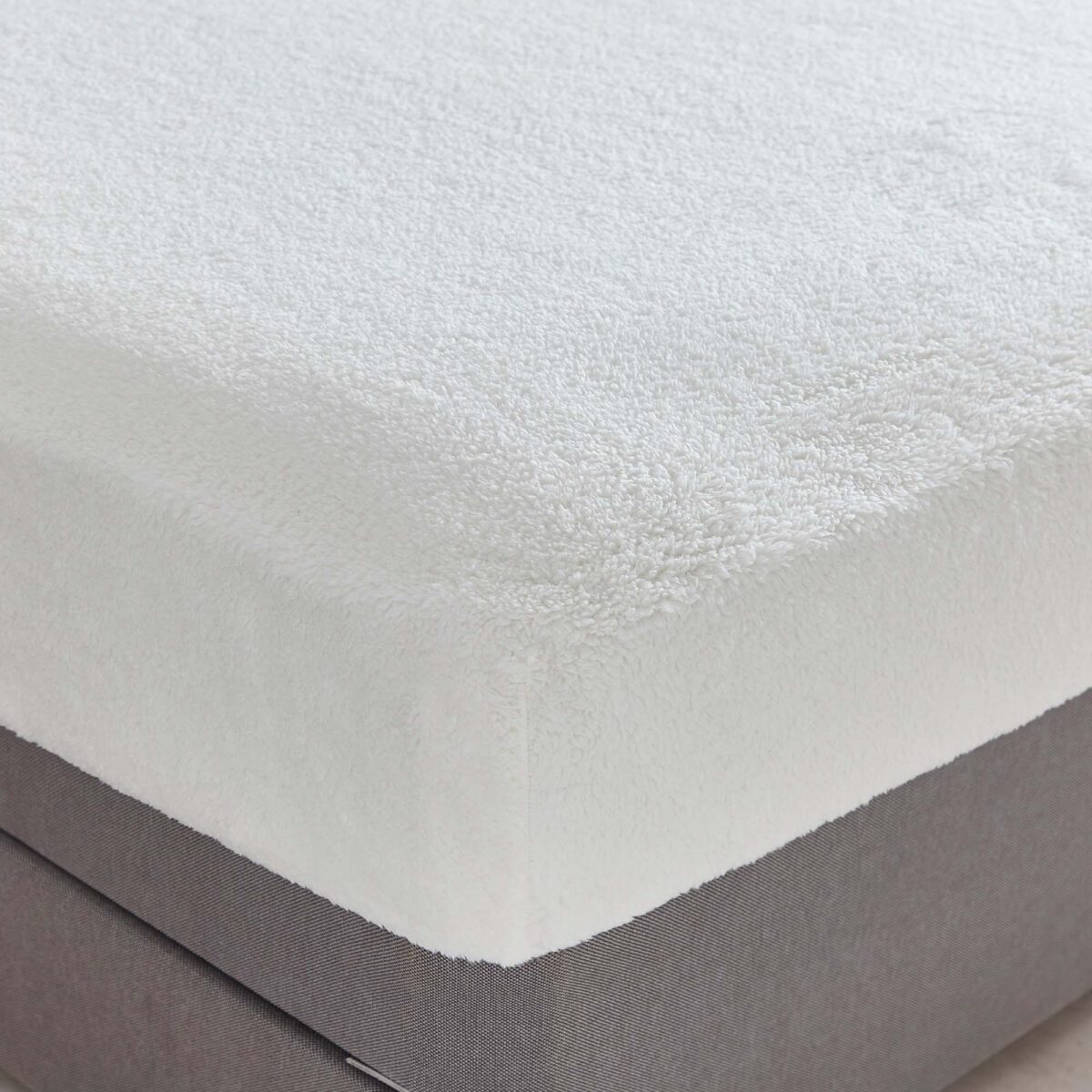 Silentnight Teddy Fleece Fitted Sheet - Cream