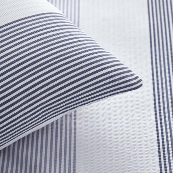 Silentnight Seersucker Stripe Duvet Set - Denim