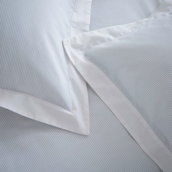 Silentnight Pinstripe Oxford Edge Duvet Set - Duck Egg