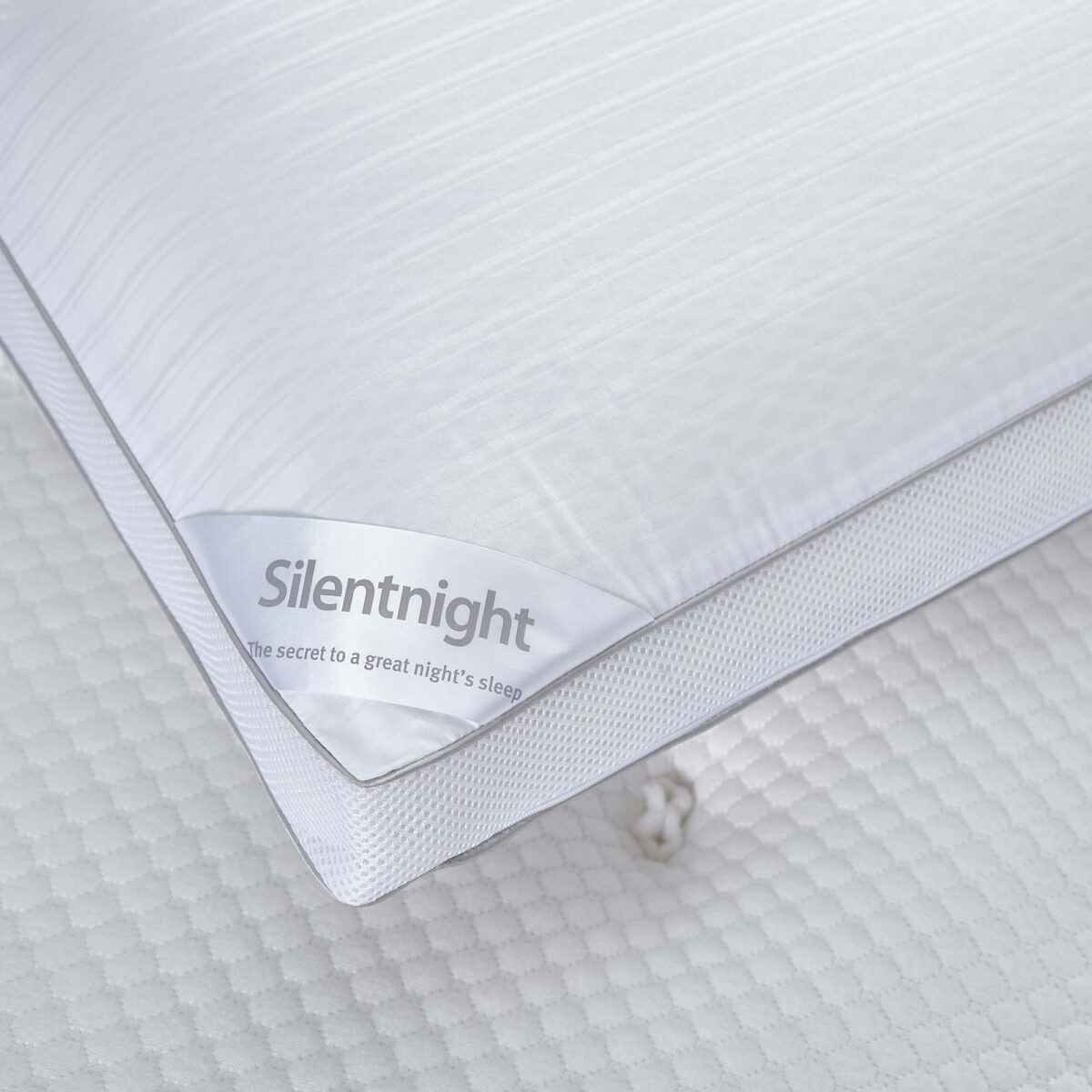 Silentnight Cotton Breeze Memory Foam Pillow