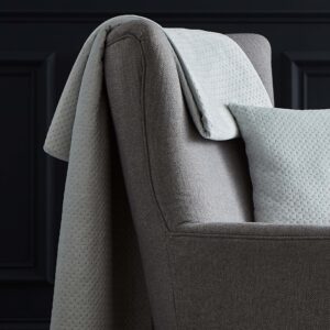 Silentnight Velour Pinsonic Throw