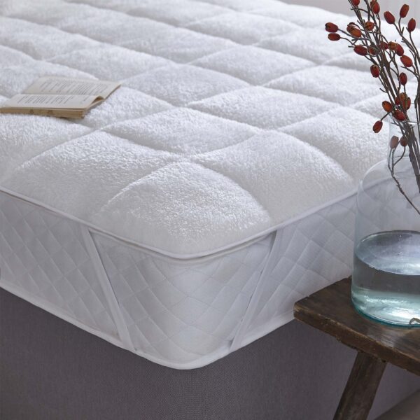 Silentnight Teddy Fleece Topper