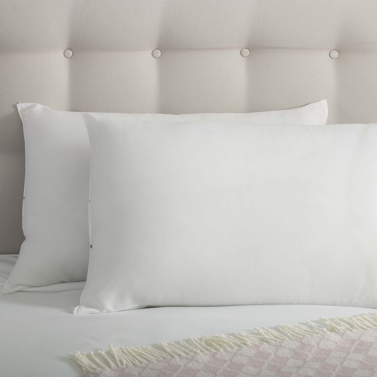 Silentnight Ultrabounce Plus Pillow - 2 Pack